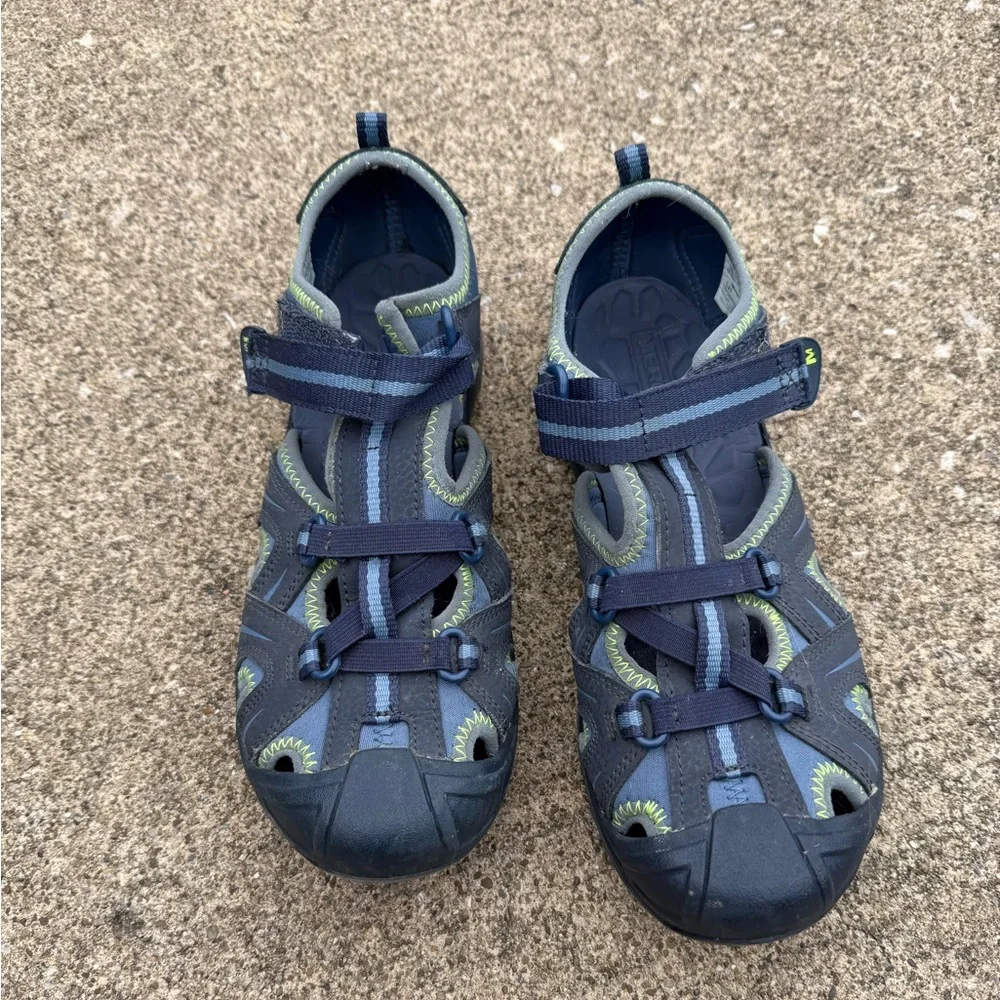 Merrell sandals - Picture 1 of 3